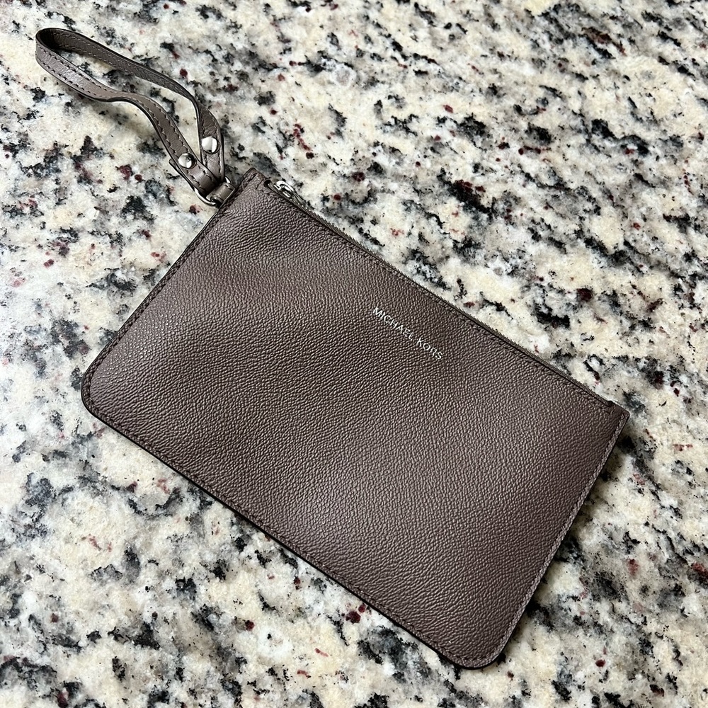 Michael Kors Wristlet
